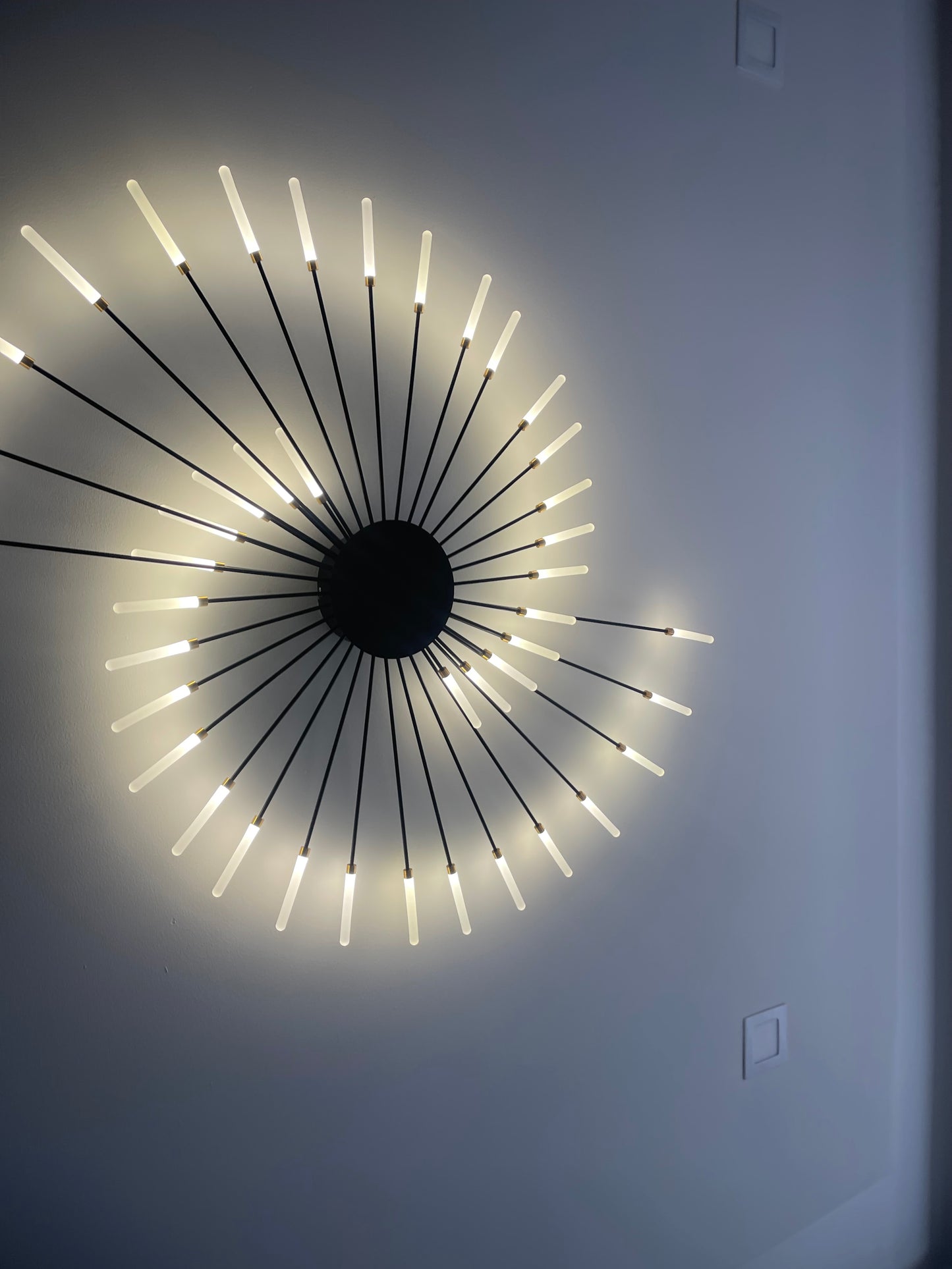 Firework Chandelier Black